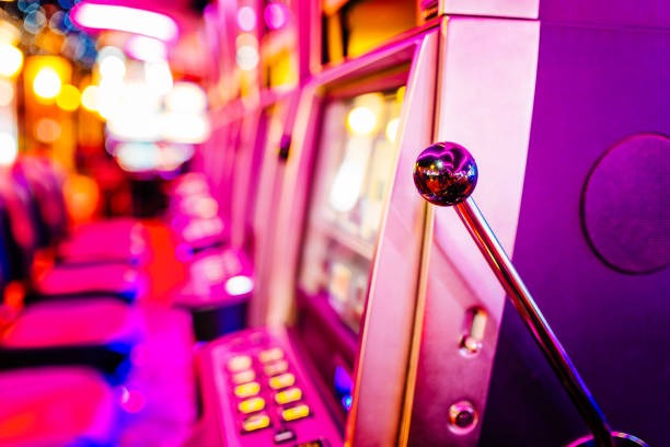 hana189 slot live dealer table with professional croupier during tournament season